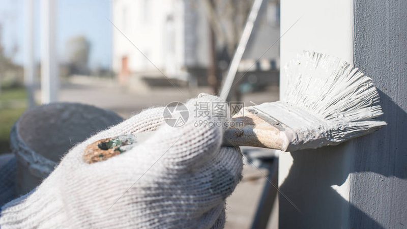 医院环氧地坪漆：揭秘价格背后的考量因素